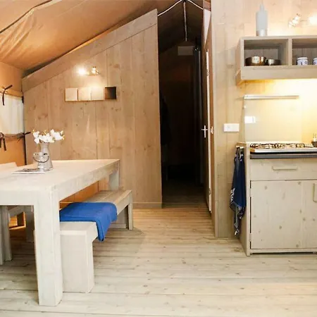 Holiday Safaritent 6l * Voorthuizen